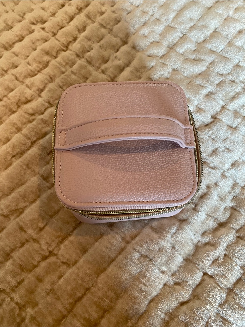 Compact Women's Jewelry Case - Pink